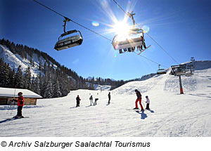 Gondelbahn im Skigebiet in Lofer